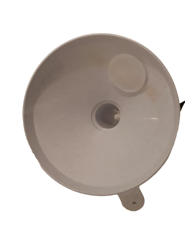 Kunststofftrichter mit Sieb – 22cm